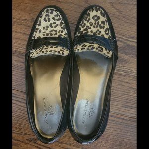 Anne Klein Flex Black Suede Animal Print Loafers Size 8